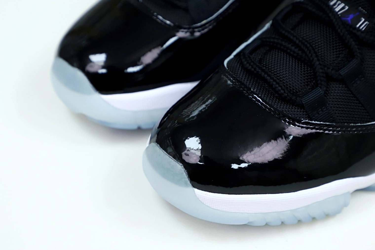 JORDAN AIR 11 NIKE 0717